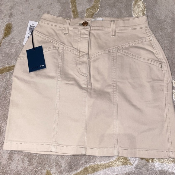 ARITIZA: SIZE 0 Wilfred Free Kelsey (Birch) Skirt = $80 - Picture 2 of 2